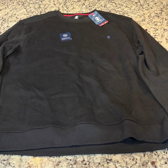 Izod Black Crewneck Sweater - Picture 1 of 6